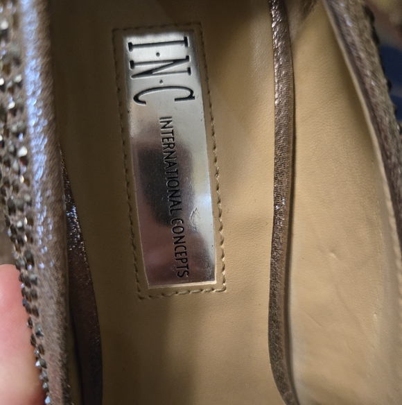 INC Zitah Bronze High Heels In 8.5M Excellent Shape - Picture 7 of 10